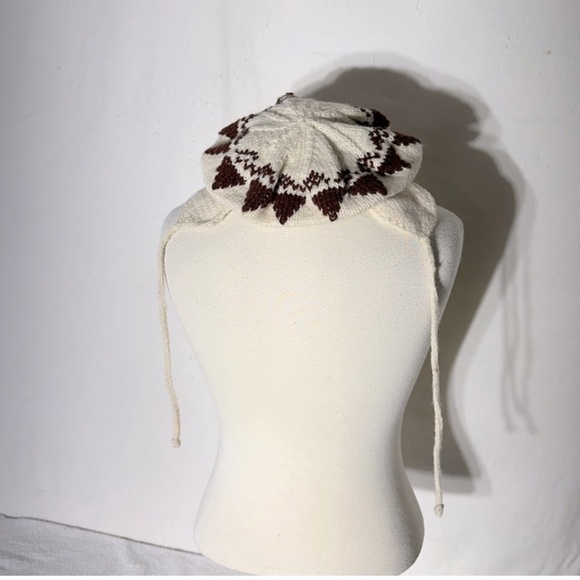 Vintage Hand Knit Cream Brown Hat With Ear Flaps - Picture 1 of 8
